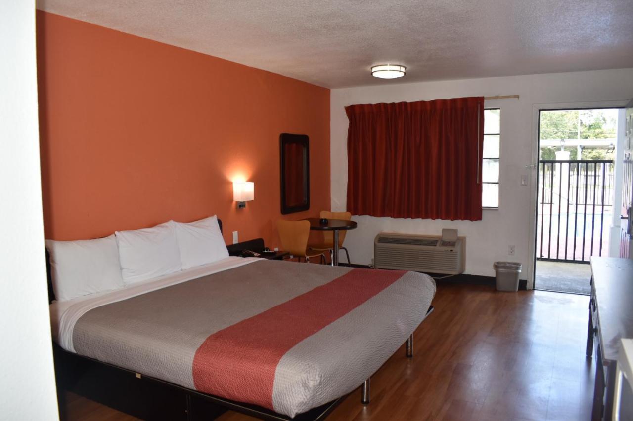Motel 6 Lake Charles, La 외부 사진
